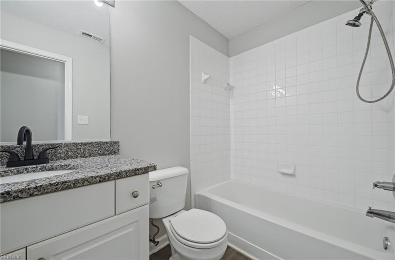 Photo 19 of 28 residential for sale in Suffolk virginia