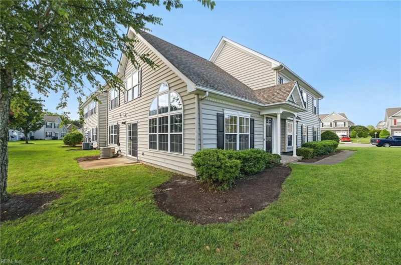 Photo 2 of 28 residential for sale in Suffolk virginia