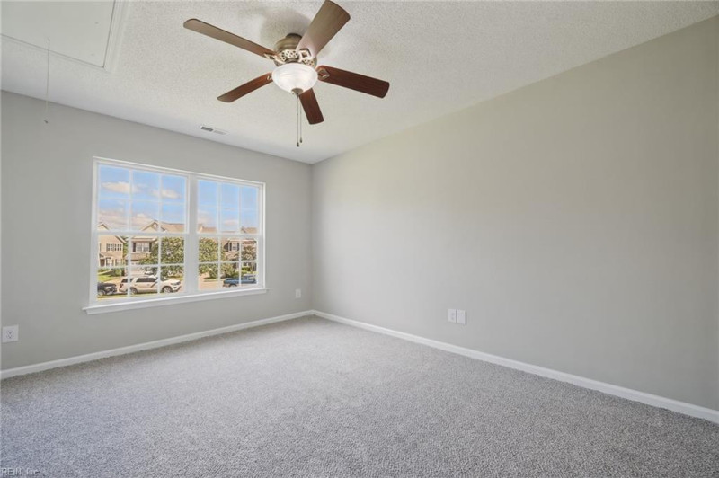 Photo 20 of 28 residential for sale in Suffolk virginia