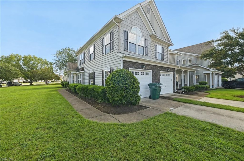 Photo 3 of 28 residential for sale in Suffolk virginia