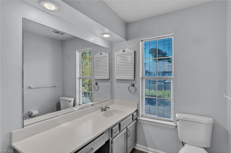 Photo 23 of 42 residential for sale in Virginia Beach virginia