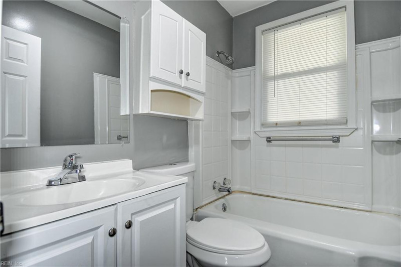 Photo 26 of 42 residential for sale in Norfolk virginia