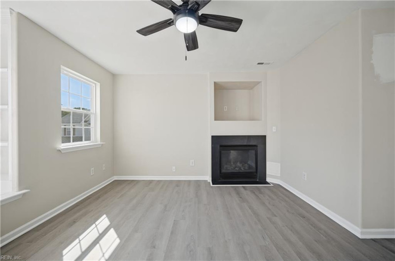 Photo 10 of 50 residential for sale in Chesapeake virginia Photo 10 of 50 residential for sale in Chesapeake virginia