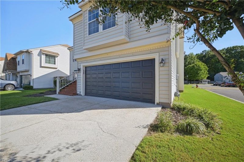 Photo 4 of 50 residential for sale in Chesapeake virginia Photo 4 of 50 residential for sale in Chesapeake virginia