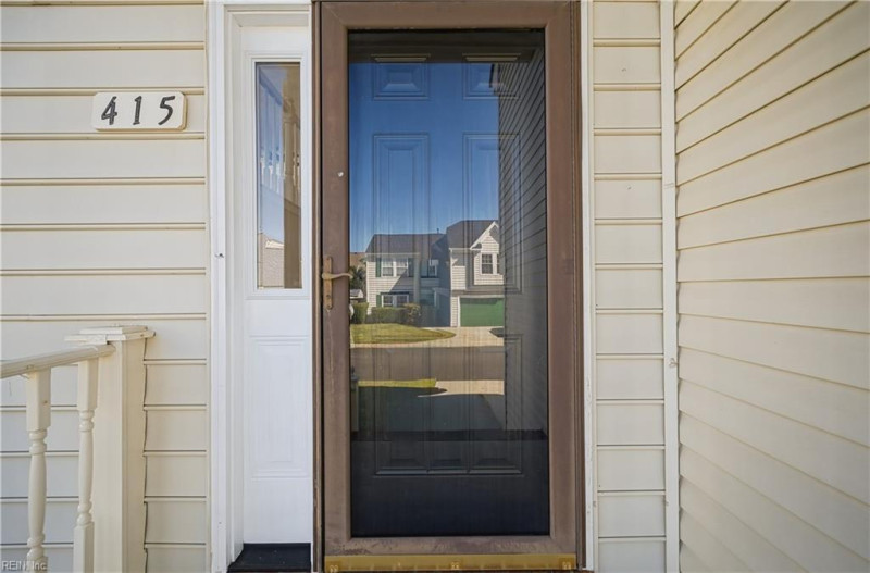 Photo 7 of 50 residential for sale in Chesapeake virginia Photo 7 of 50 residential for sale in Chesapeake virginia