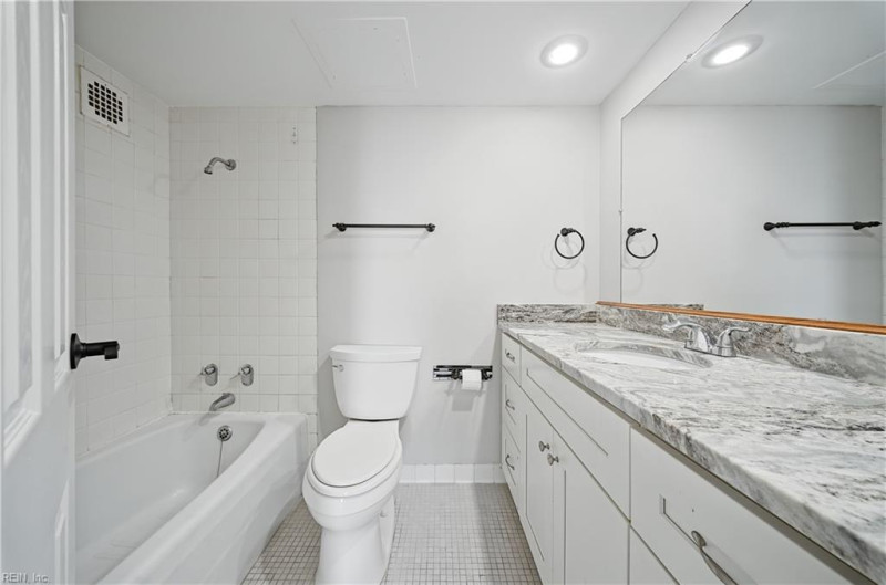 Photo 16 of 34 residential for sale in Portsmouth virginia Photo 16 of 34 residential for sale in Portsmouth virginia