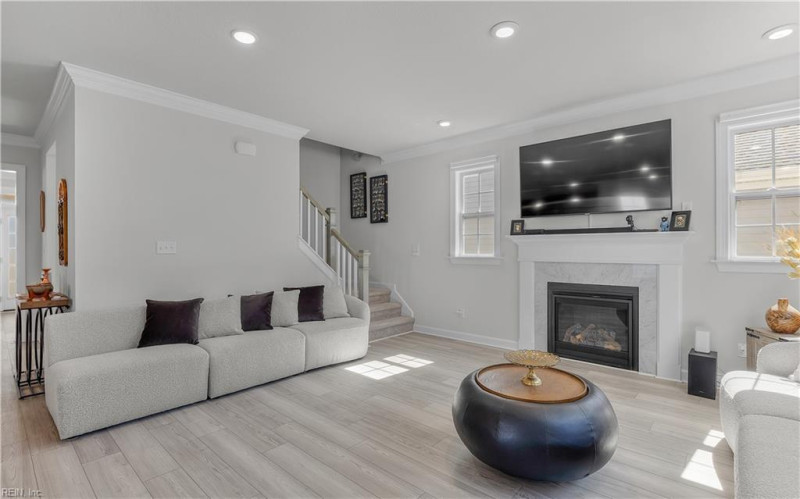 Photo 15 of 50 residential for sale in Chesapeake virginia