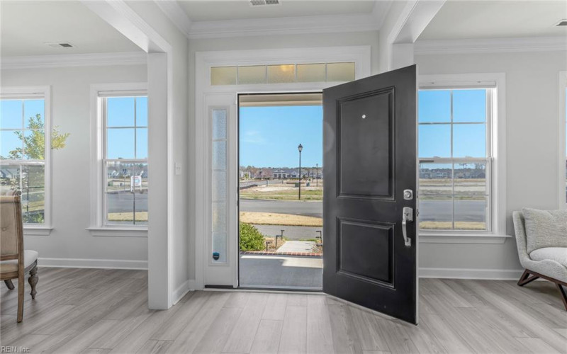 Photo 6 of 50 residential for sale in Chesapeake virginia