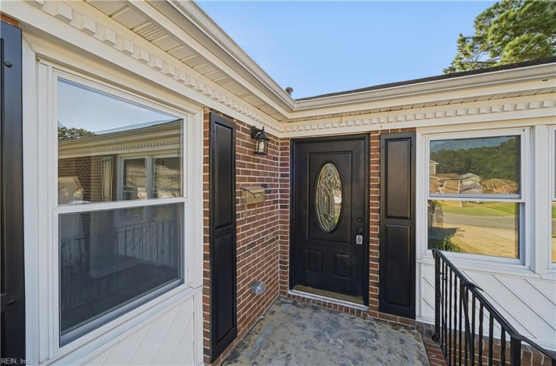 Photo 4 of 34 residential for sale in Hampton virginia Photo 4 of 34 residential for sale in Hampton virginia