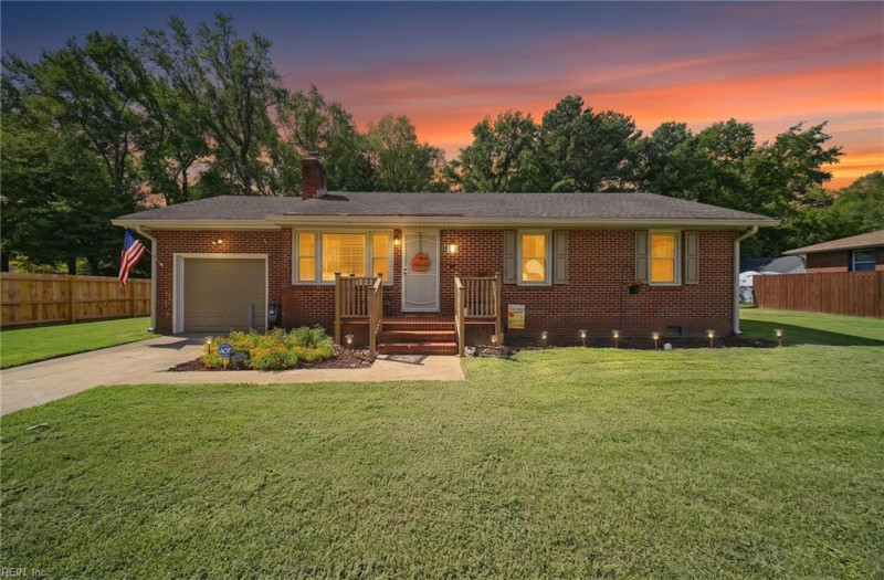 Photo 2 of 40 residential for sale in Chesapeake virginia