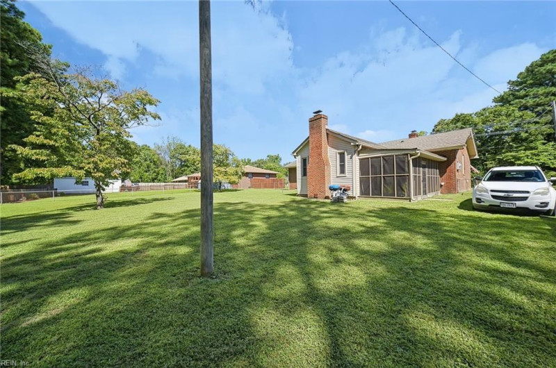 Photo 31 of 40 residential for sale in Chesapeake virginia