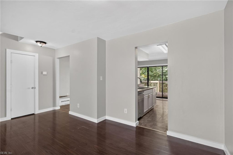 Photo 11 of 44 residential for sale in Newport News virginia