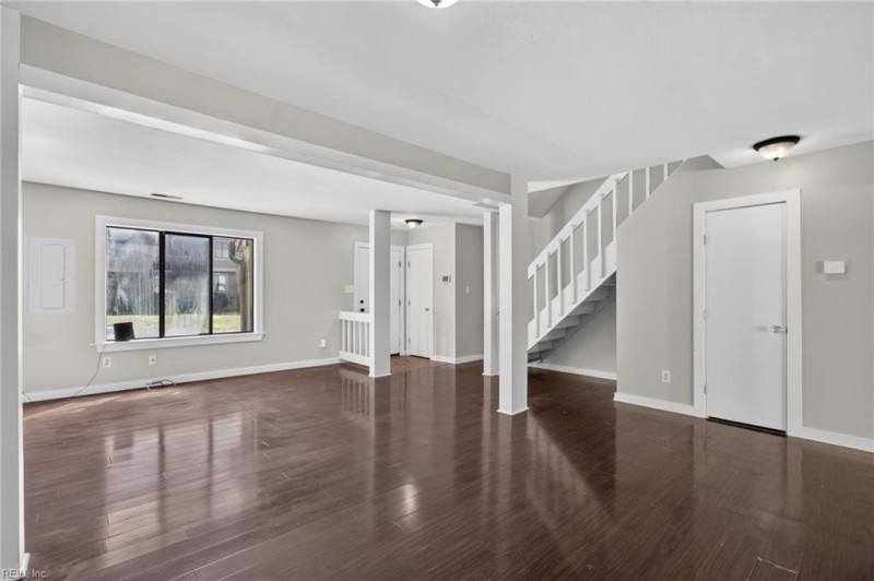Photo 12 of 44 residential for sale in Newport News virginia