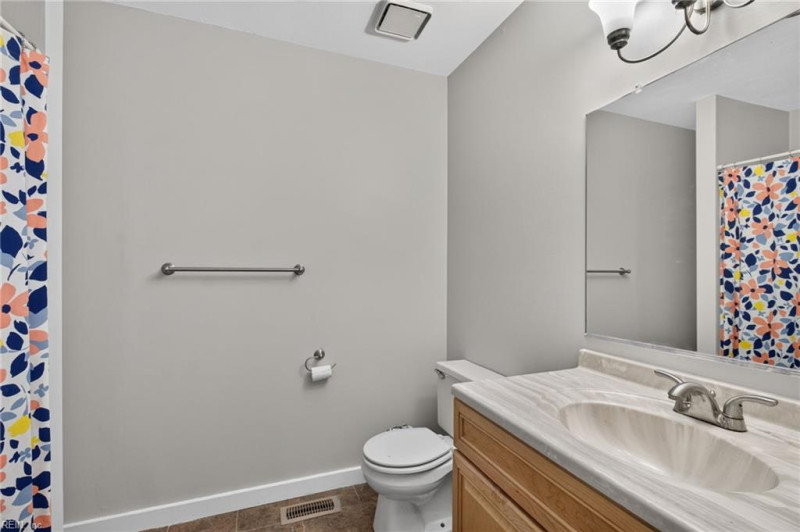 Photo 23 of 44 residential for sale in Newport News virginia