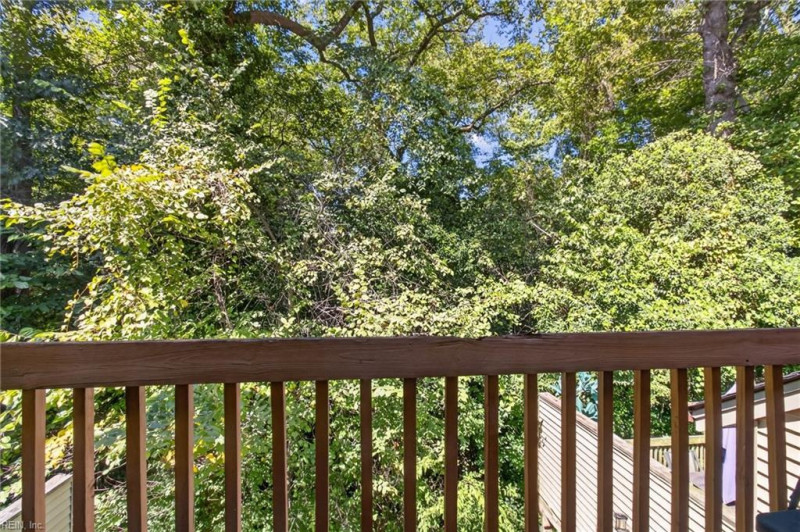 Photo 25 of 44 residential for sale in Newport News virginia