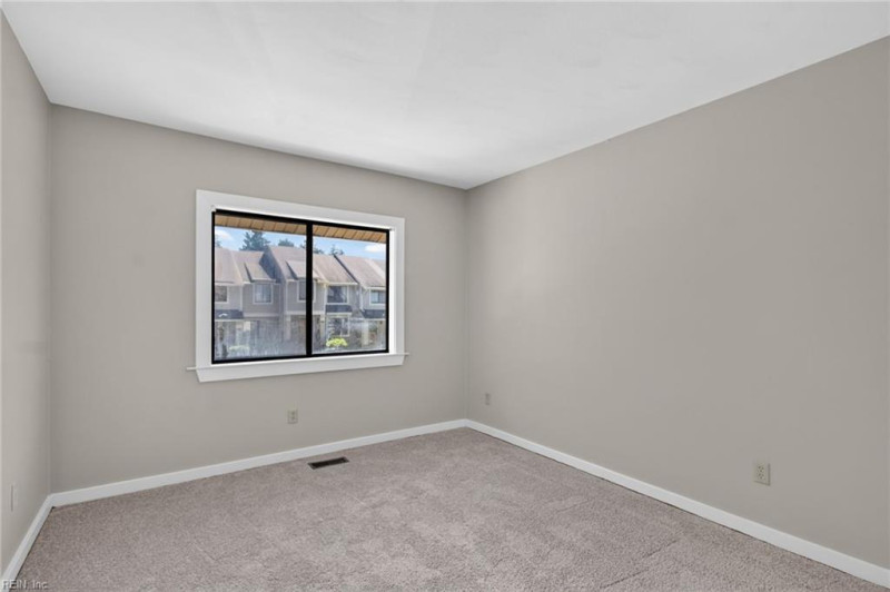 Photo 26 of 44 residential for sale in Newport News virginia
