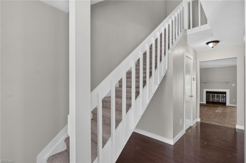 Photo 6 of 44 residential for sale in Newport News virginia