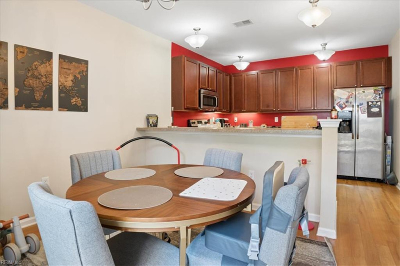 Photo 26 of 35 residential for sale in Chesapeake virginia