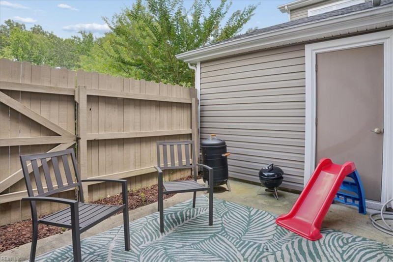 Photo 28 of 35 residential for sale in Chesapeake virginia