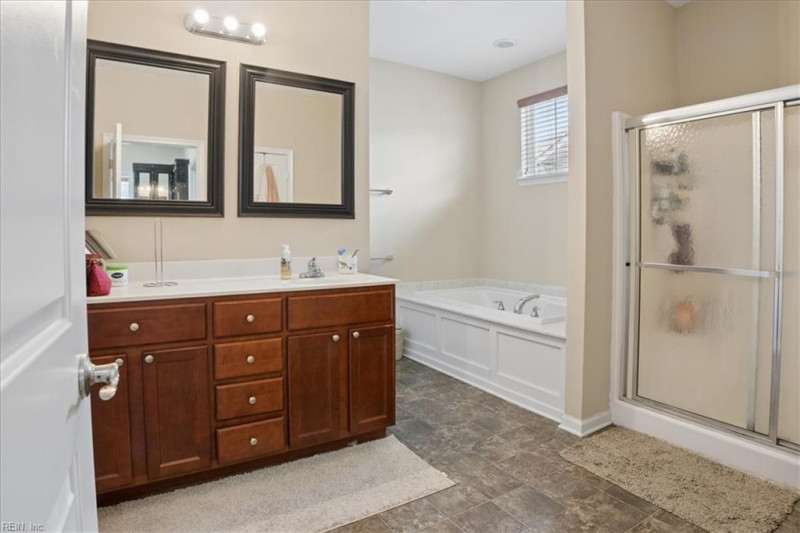 Photo 6 of 35 residential for sale in Chesapeake virginia