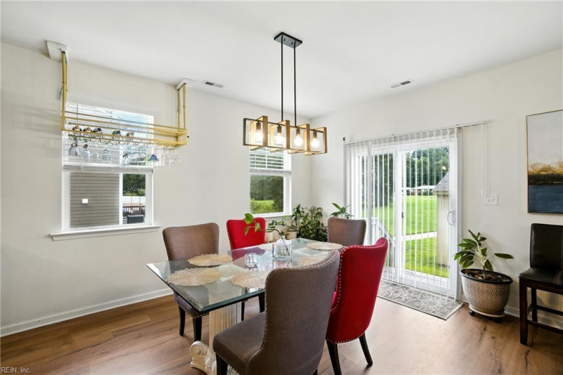 Photo 5 of 26 residential for sale in Suffolk virginia