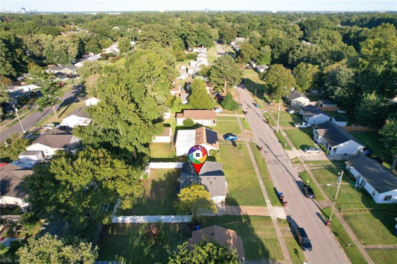 Photo 29 of 31 residential for sale in Chesapeake virginia
