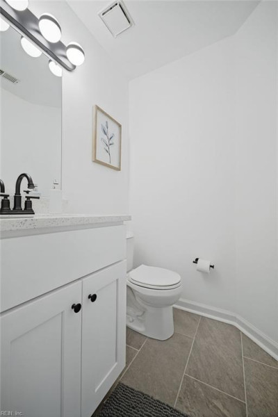 Photo 18 of 42 residential for sale in Chesapeake virginia Photo 18 of 42 residential for sale in Chesapeake virginia