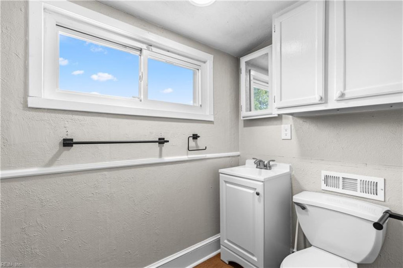 Photo 26 of 32 residential for sale in Norfolk virginia Photo 26 of 32 residential for sale in Norfolk virginia