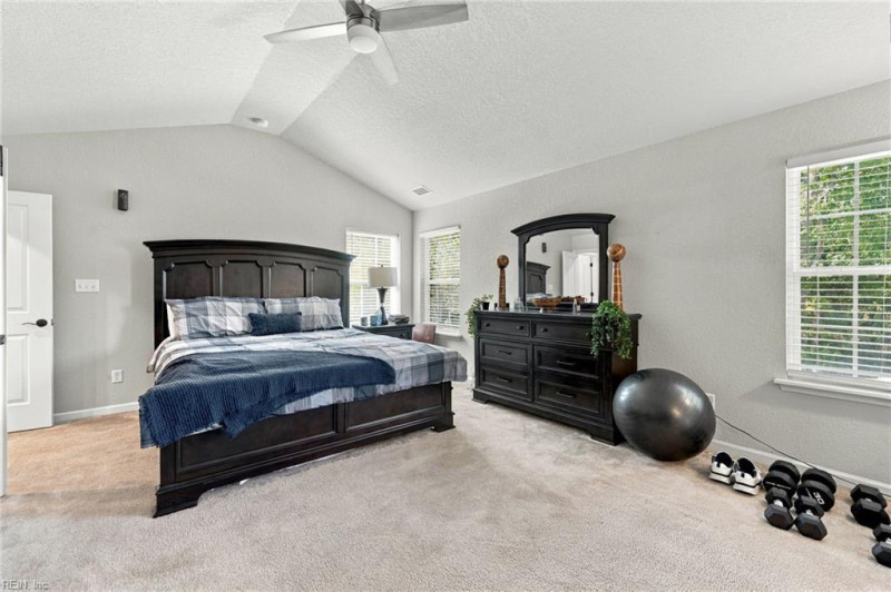 Photo 24 of 34 residential for sale in Suffolk virginia