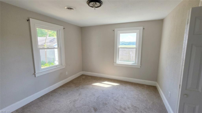 Photo 4 of 16 residential for sale in Suffolk virginia Photo 4 of 16 residential for sale in Suffolk virginia
