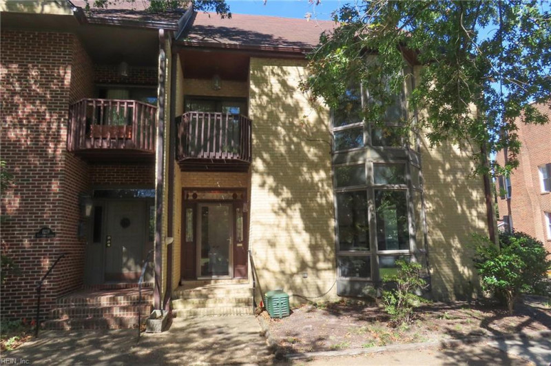 Photo 1 of 33 residential for sale in Norfolk virginia