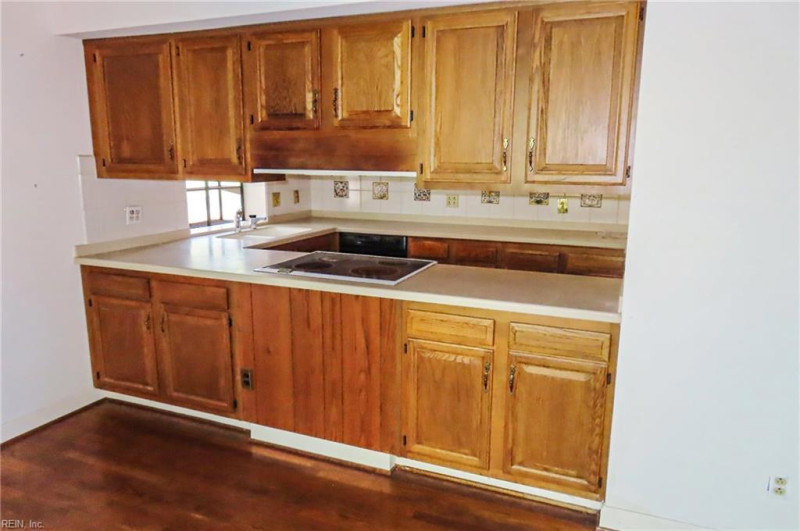Photo 20 of 33 residential for sale in Norfolk virginia