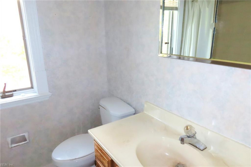 Photo 23 of 33 residential for sale in Norfolk virginia