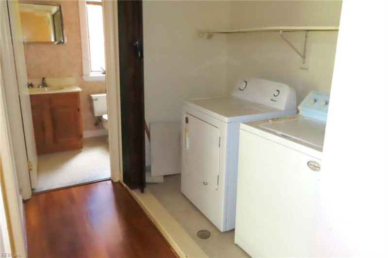 Photo 24 of 33 residential for sale in Norfolk virginia