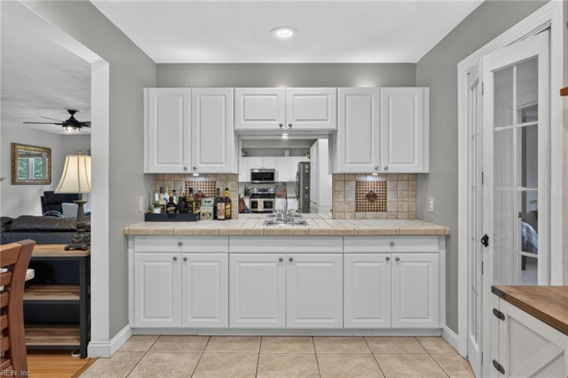 Photo 21 of 42 residential for sale in Virginia Beach virginia