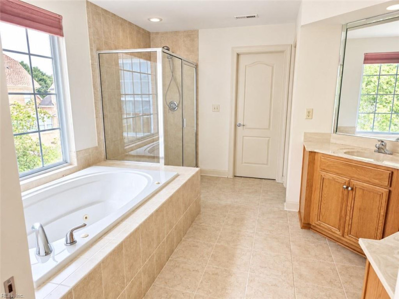 Photo 33 of 43 residential for sale in Chesapeake virginia