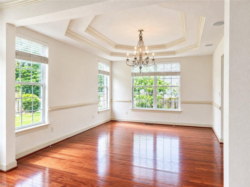 Photo 7 of 43 residential for sale in Chesapeake virginia