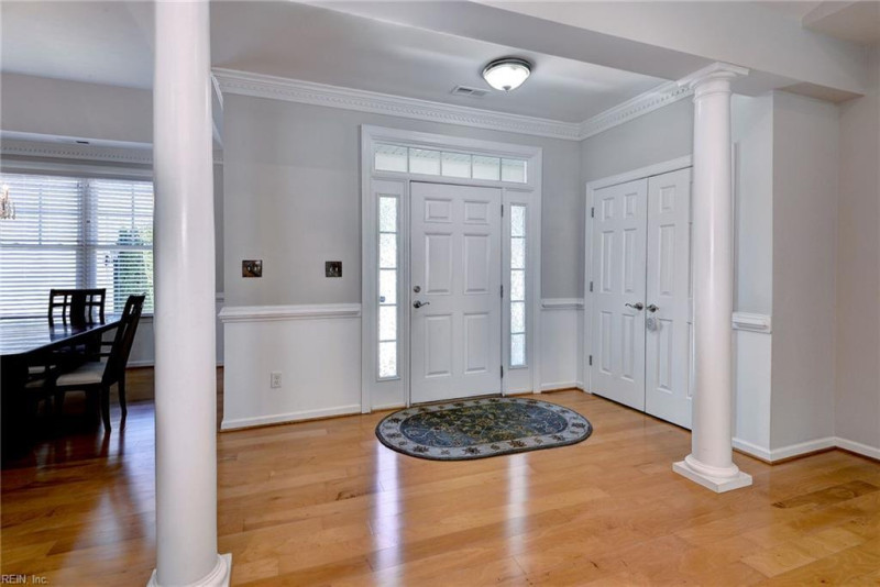 Photo 4 of 45 residential for sale in James City County virginia