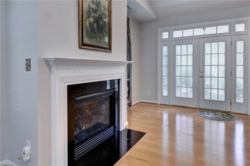 Photo 7 of 45 residential for sale in James City County virginia