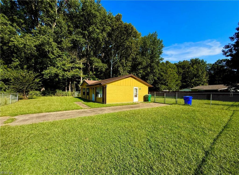 Photo 5 of 6 residential for sale in Suffolk virginia Photo 5 of 6 residential for sale in Suffolk virginia
