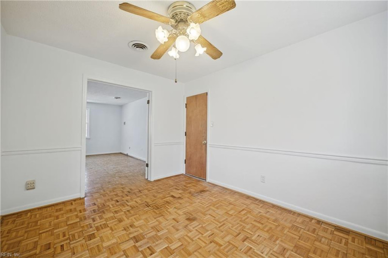 Photo 9 of 37 residential for sale in Virginia Beach virginia Photo 9 of 37 residential for sale in Virginia Beach virginia