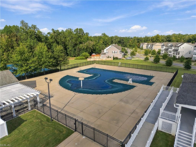 Photo 38 of 49 residential for sale in James City County virginia