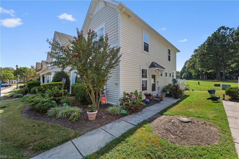 Photo 47 of 49 residential for sale in James City County virginia