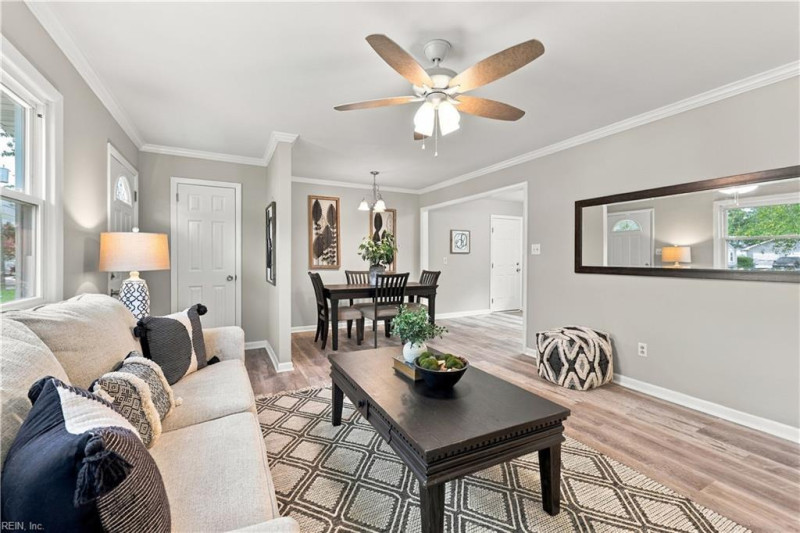 Photo 12 of 44 residential for sale in Hampton virginia