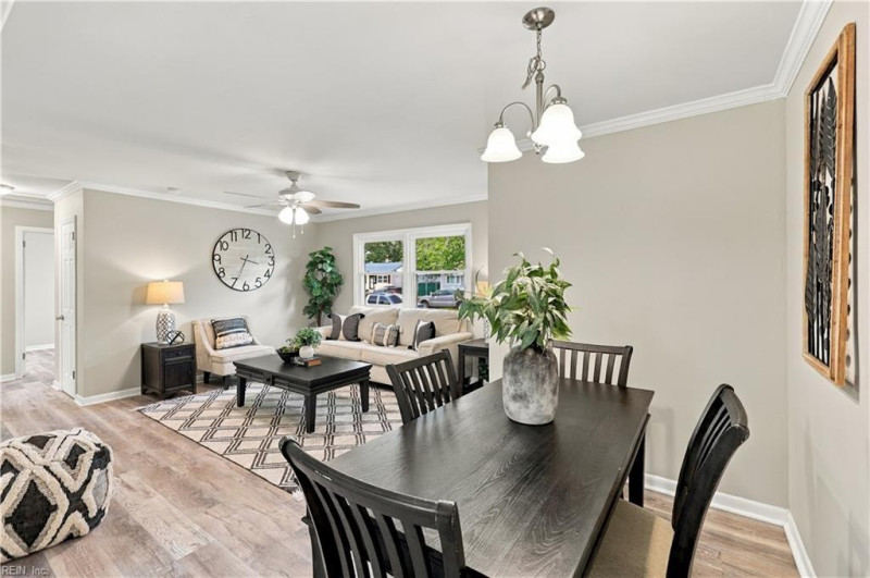 Photo 15 of 44 residential for sale in Hampton virginia