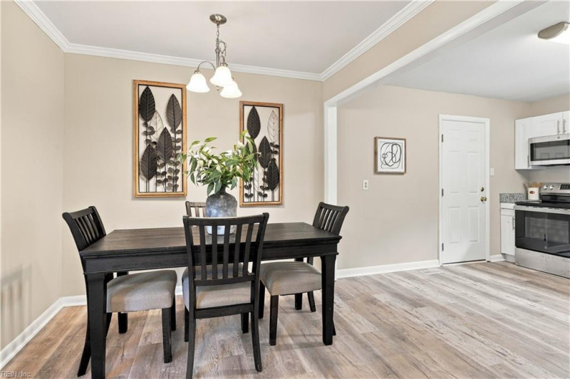 Photo 19 of 44 residential for sale in Hampton virginia