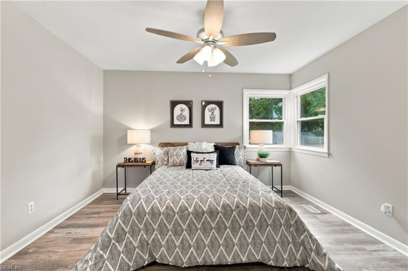 Photo 32 of 44 residential for sale in Hampton virginia
