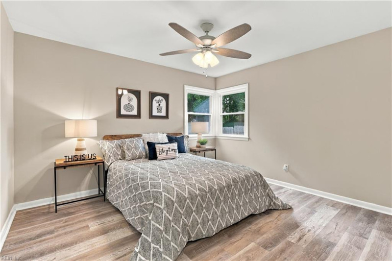 Photo 33 of 44 residential for sale in Hampton virginia