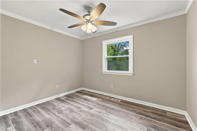 Photo 37 of 44 residential for sale in Hampton virginia