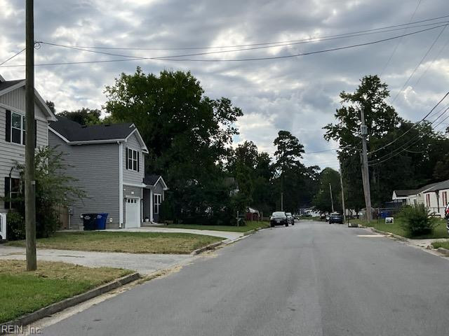 Photo 10 of 15 residential for sale in Portsmouth virginia